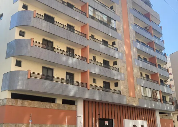 Apartamento No Centro De Guarapari
